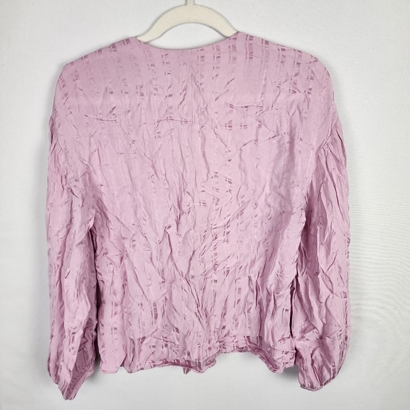 Joie Cadmir Satin Chevron Button Up V-neck Blouse SIZE XS - Picture 3 of 7